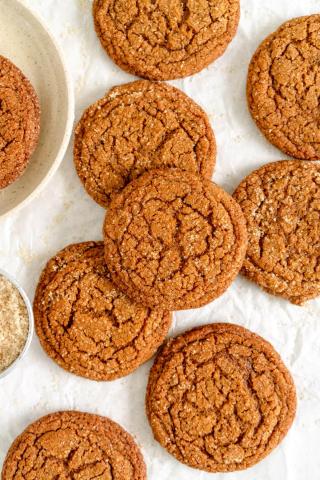 Snappy ginger cookies